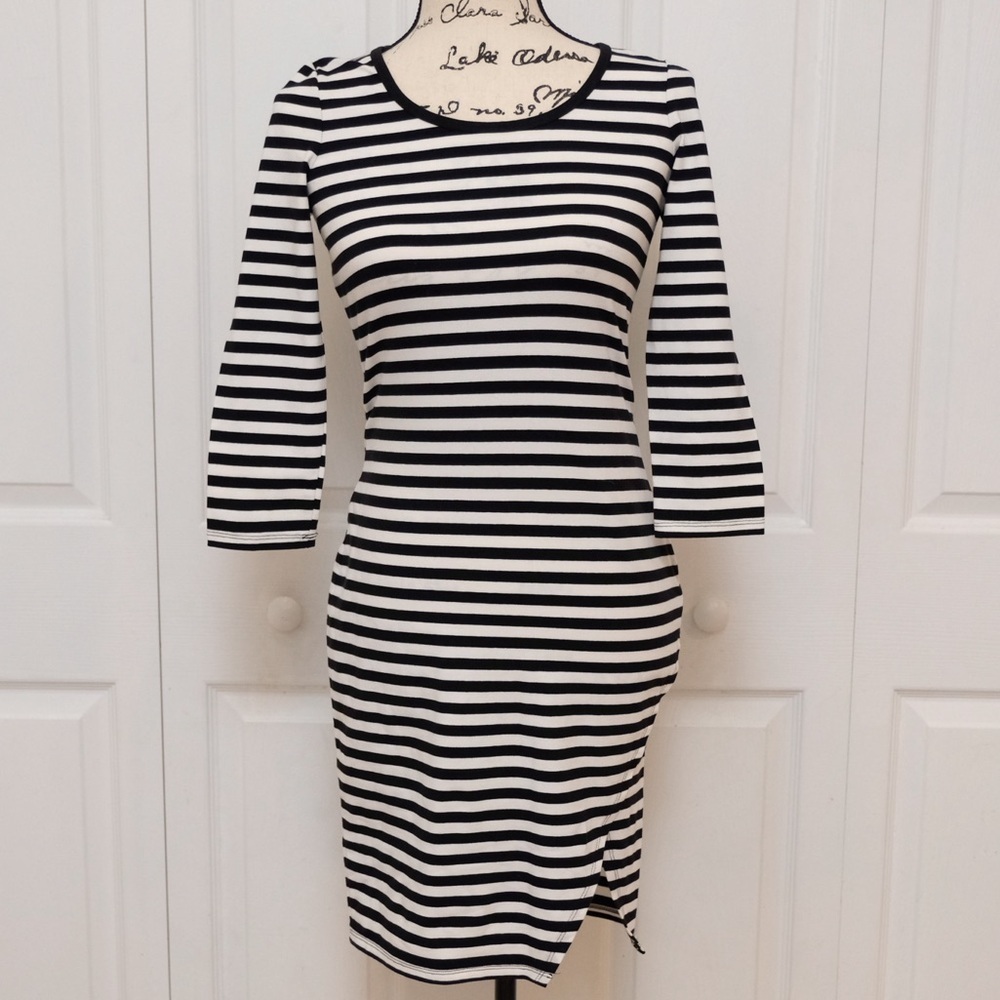 Express Midi Black & White Stipped dress Sailor chic Nautical aesthetic